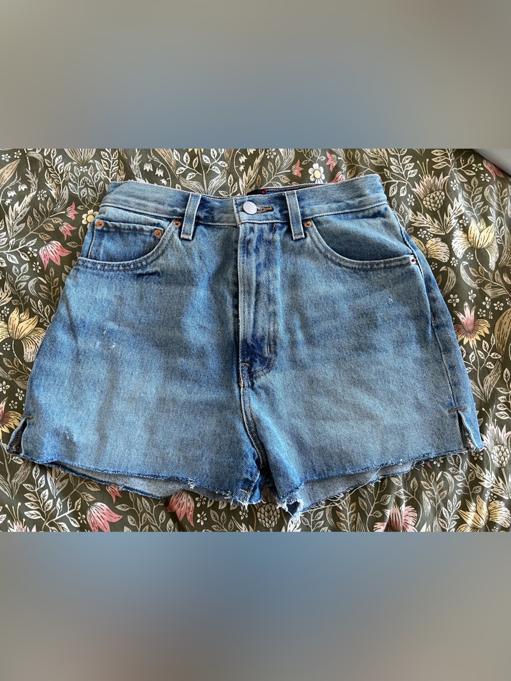 BDG Girlfriend Shorts